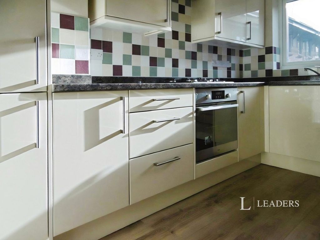 Property photo 2 of 7 Pbox-Img.Jpg