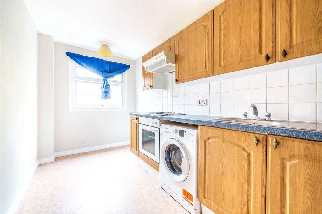 Property photo 2 of 20 Picture No. 26