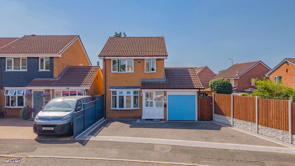 Property photo 1 of 37