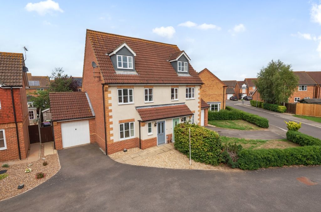 Property photo 1 of 19 1332436-2-6889Ff47Dca2B-Arw