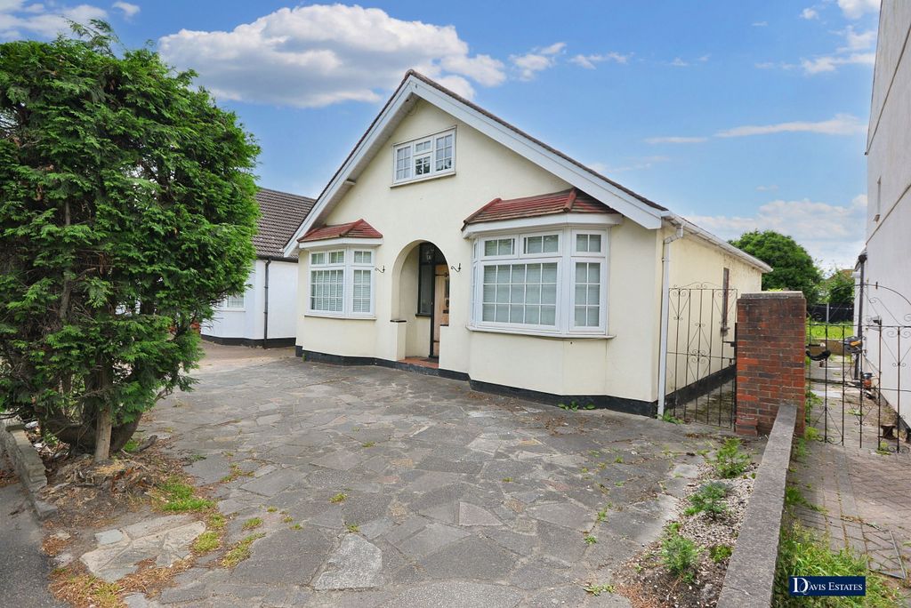 Property photo 1 of 20