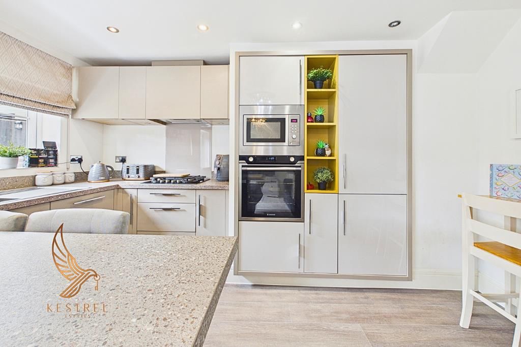 Property photo 3 of 35 4.Png