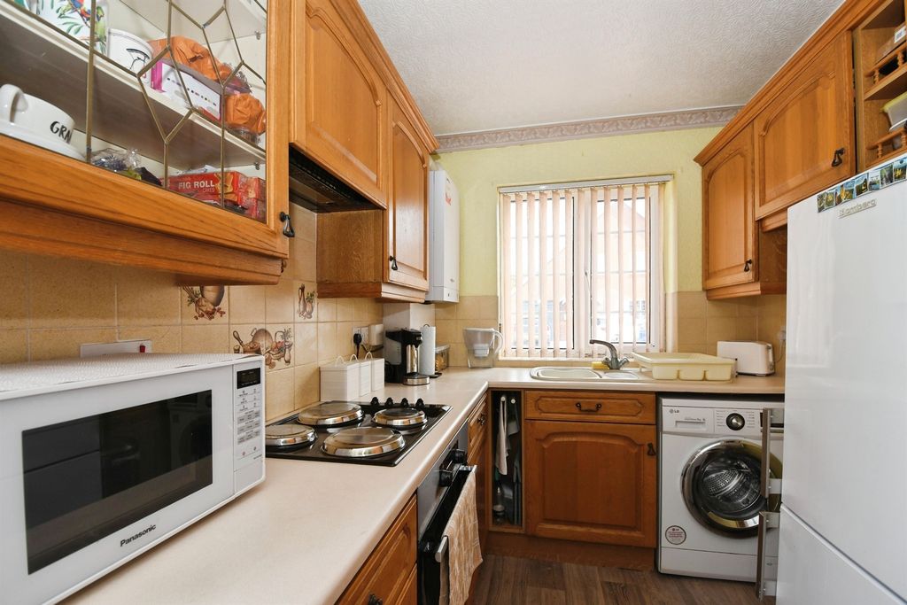 Property photo 3 of 9