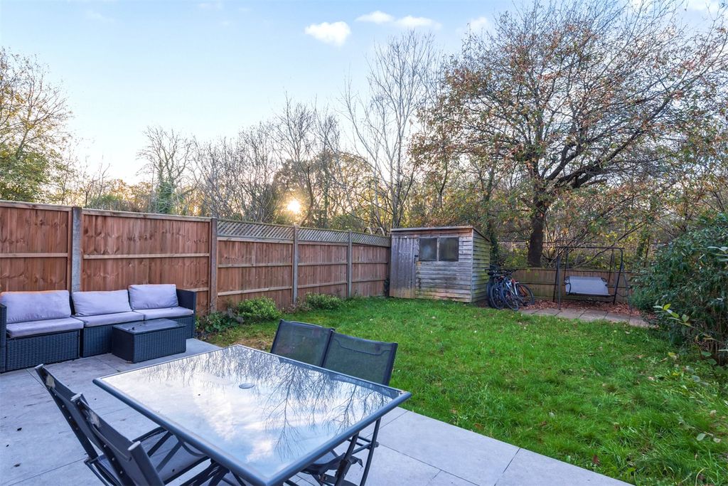 Property photo 2 of 11 Picture No. 03