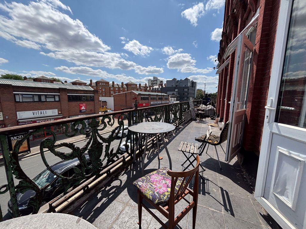 Property photo 2 of 8 Photo 7