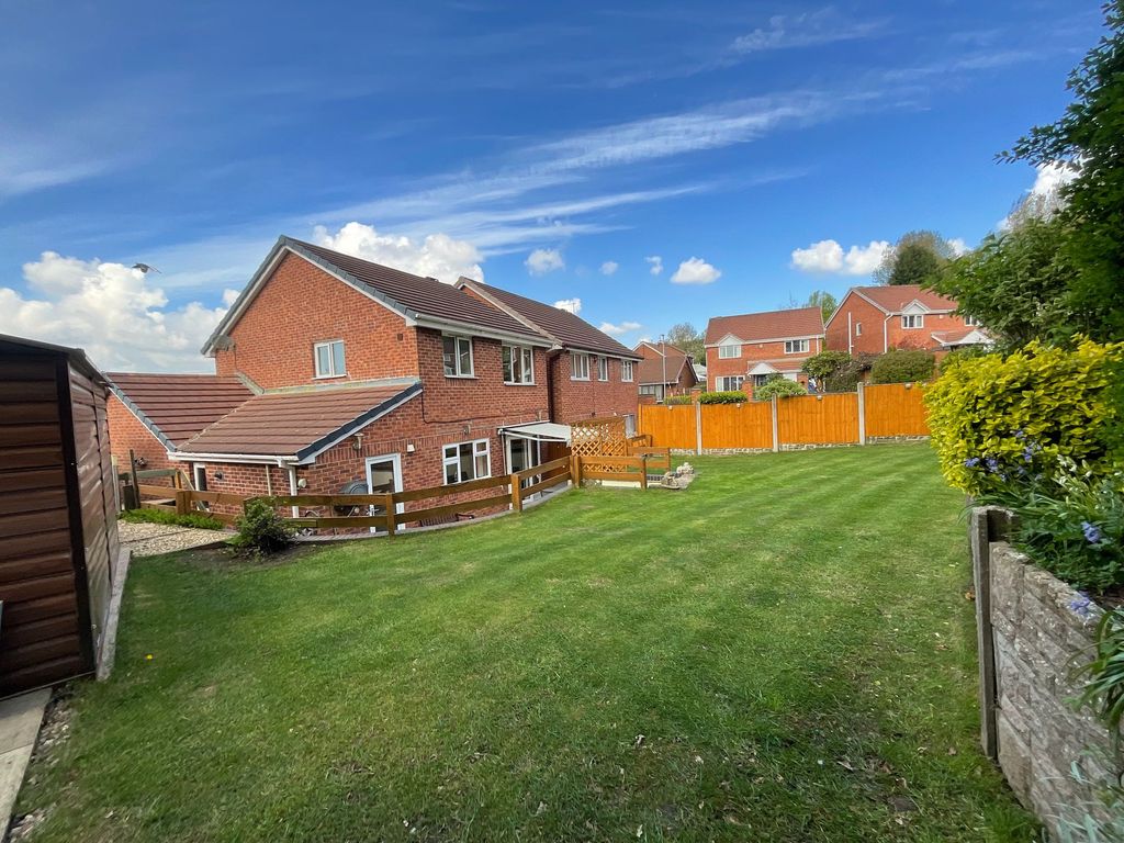 Property photo 2 of 24