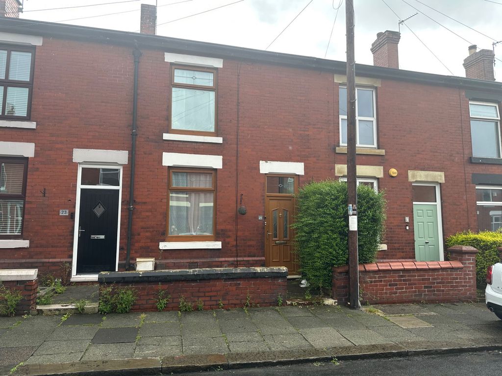 Property photo 2 of 19