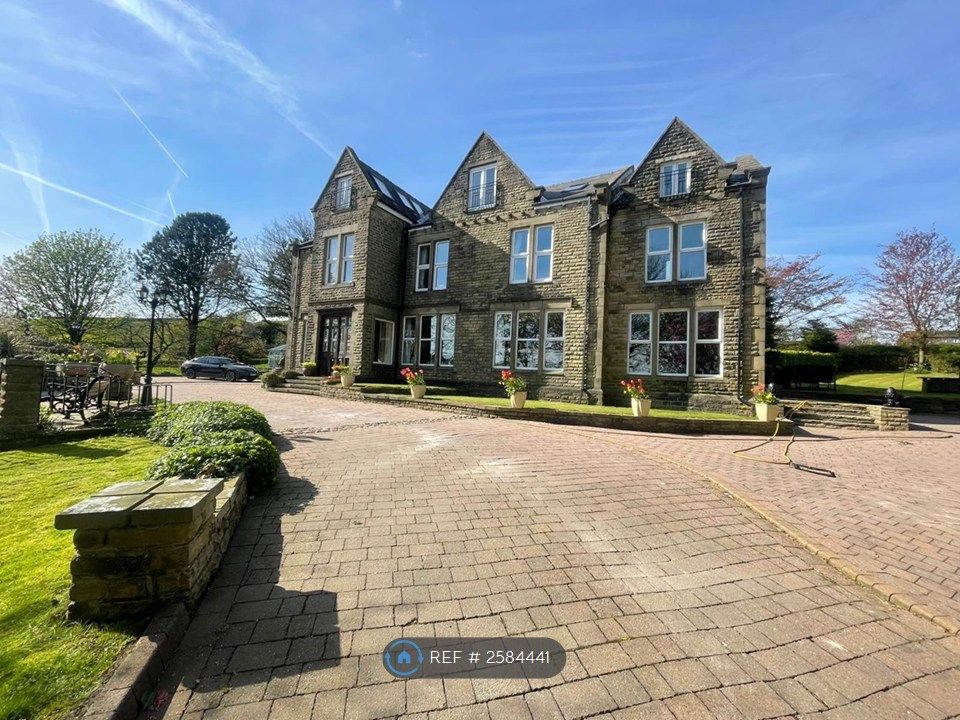 Property photo 2 of 29