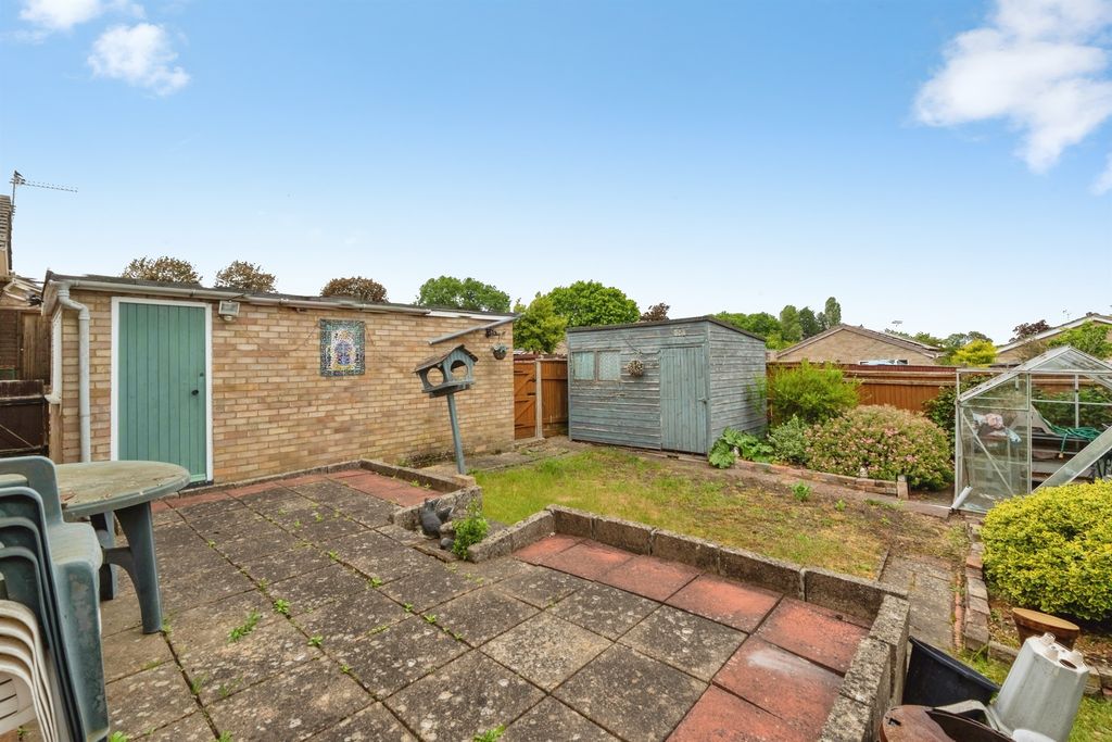 Property photo 2 of 13