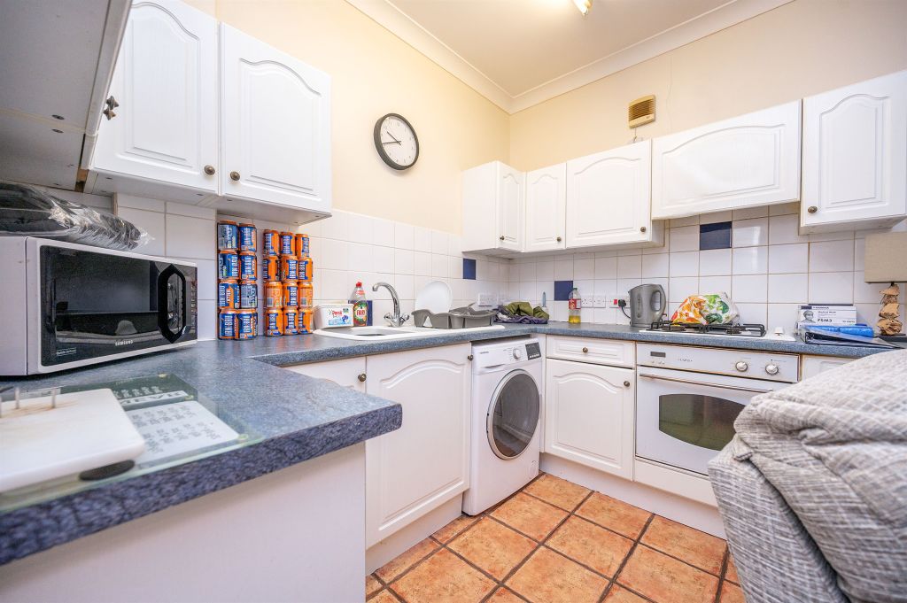 Property photo 3 of 9