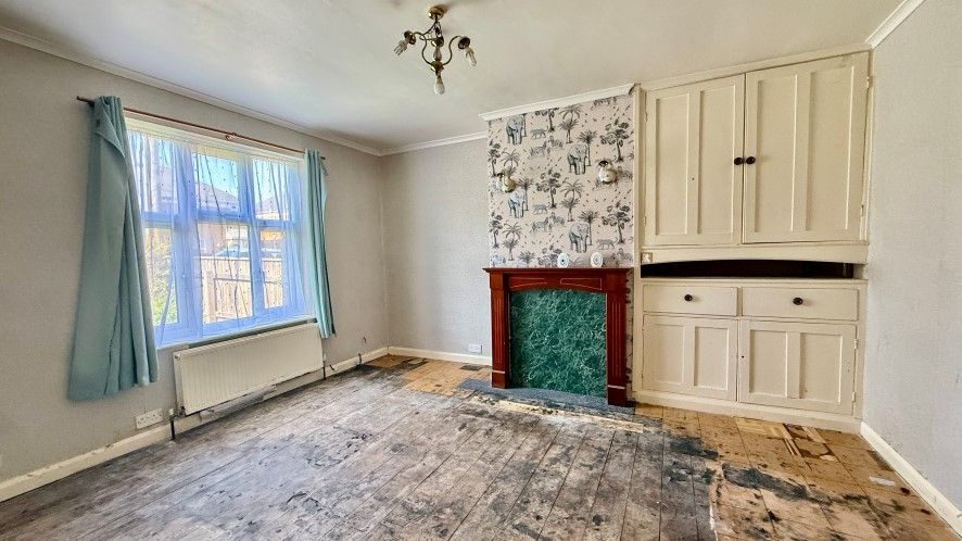 Property photo 2 of 9