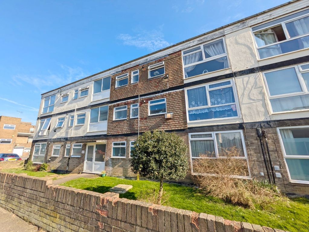 Property photo 1 of 8 4019230