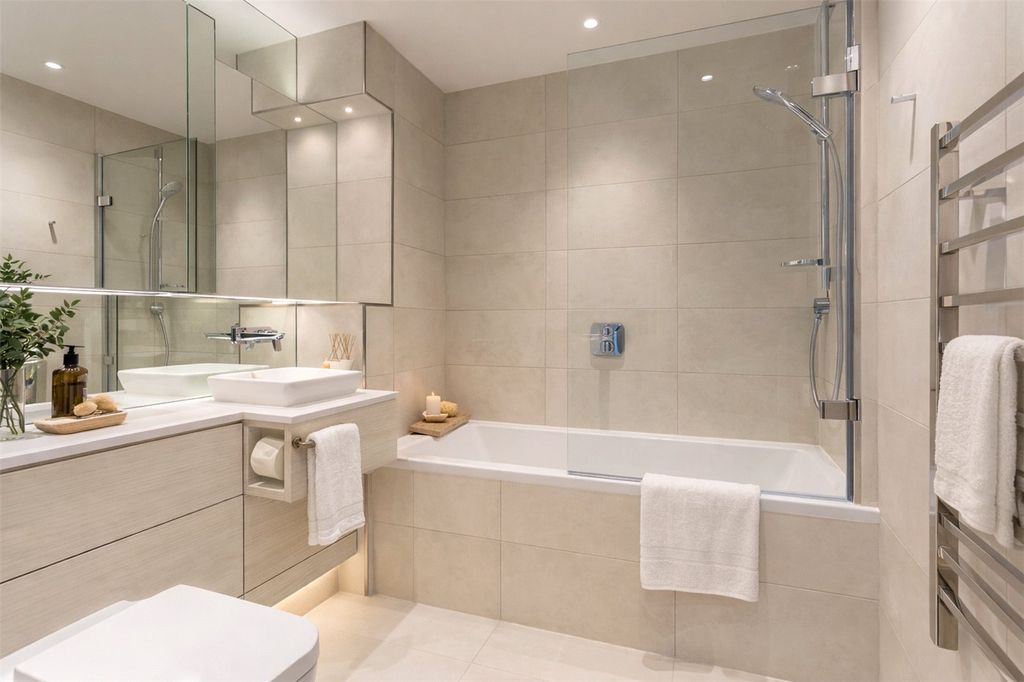 Property photo 3 of 5 Picture No. 30