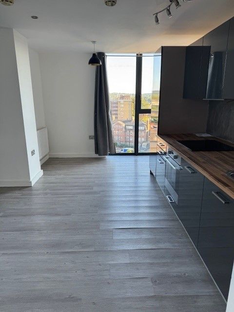 Property photo 2 of 5 Photo 6