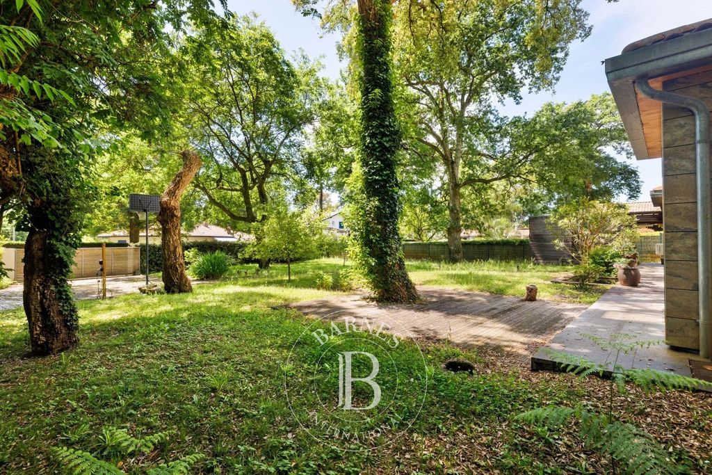 Property photo 3 of 26