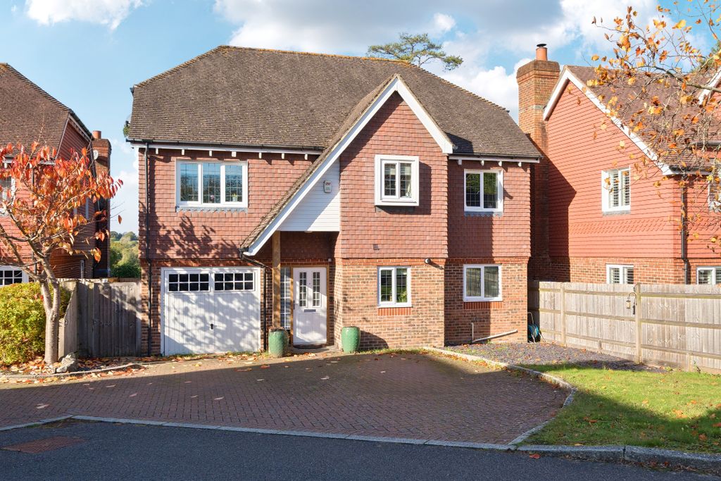 Property photo 1 of 18