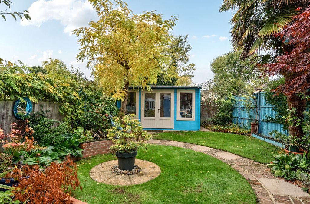 Property photo 3 of 20 1364080-3-68F8A0B...