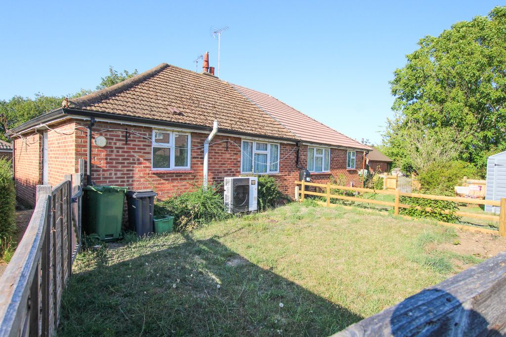 Property photo 2 of 8 Picture No. 05