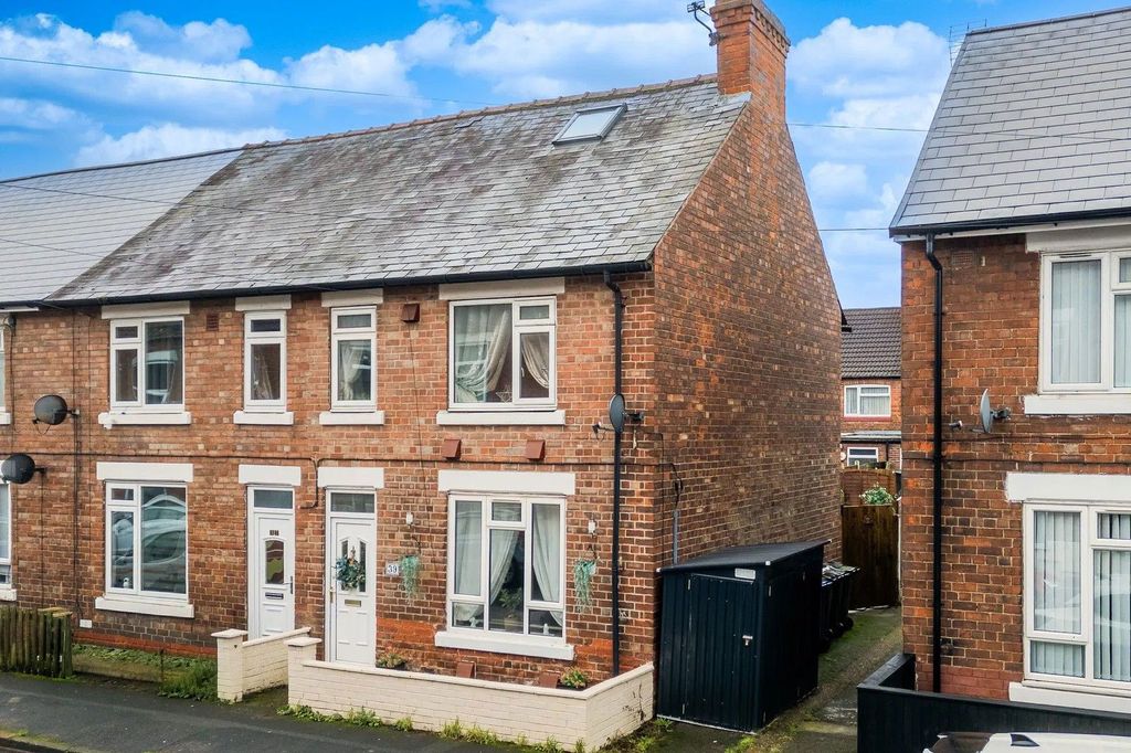 Property photo 1 of 21