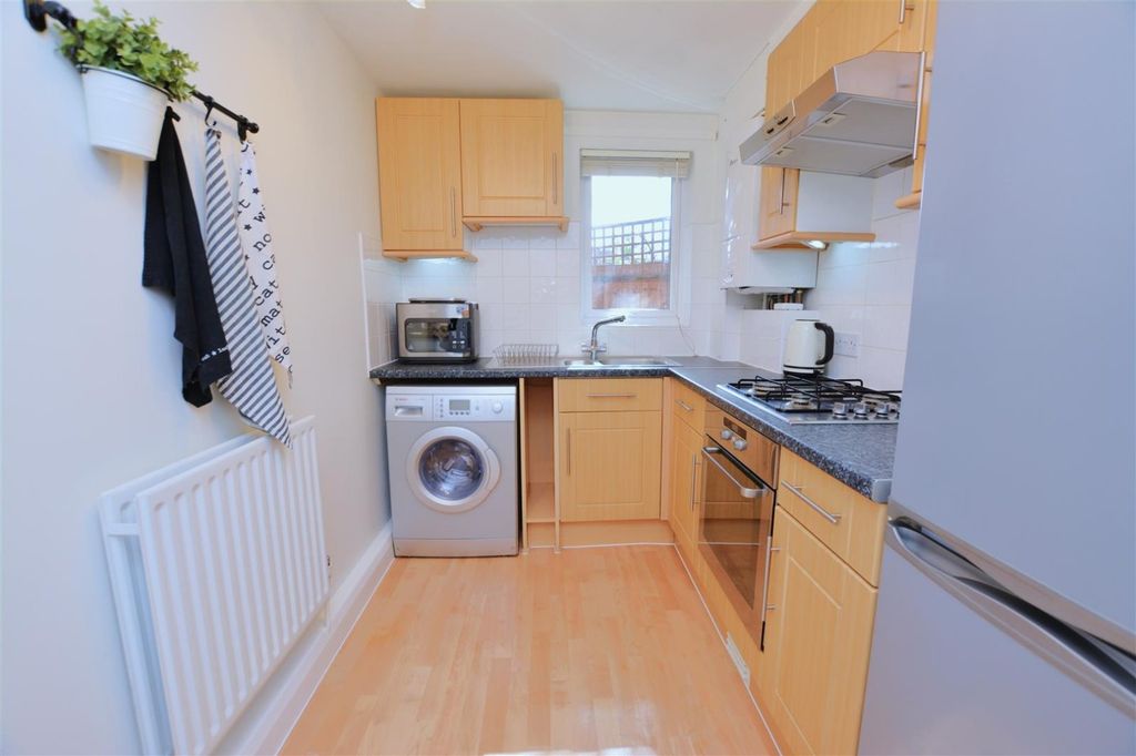 Property photo 3 of 9 Picture No. 08