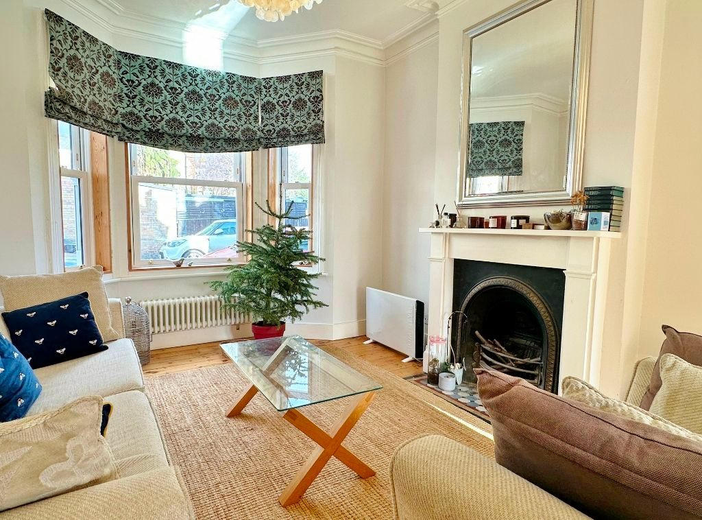 Property photo 2 of 13