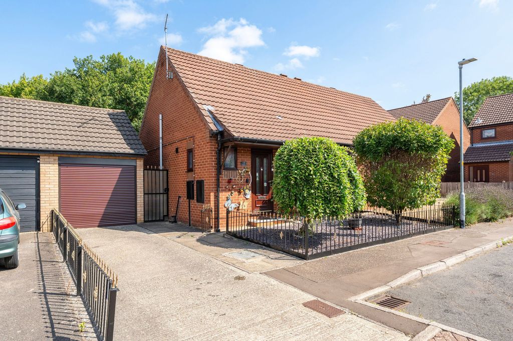 Property photo 1 of 19