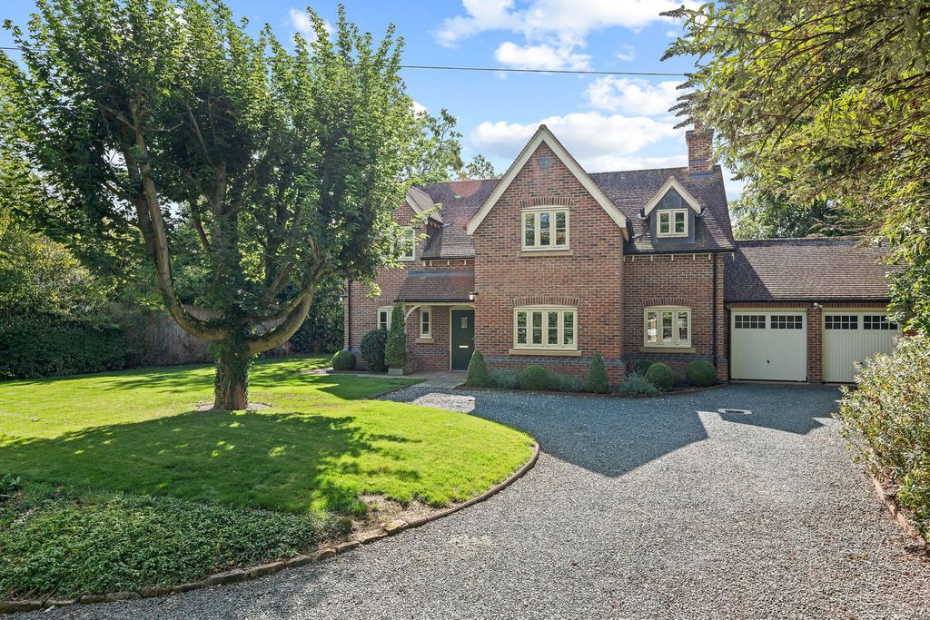 Property photo 3 of 35