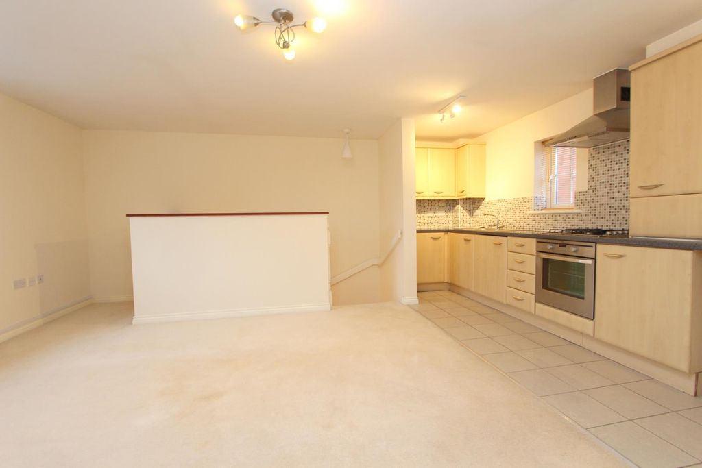 Property photo 3 of 9