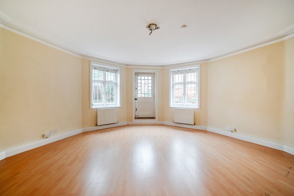 Property photo 3 of 17 Picture No. 03