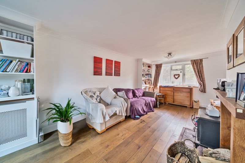 Property photo 3 of 12 Photo 7