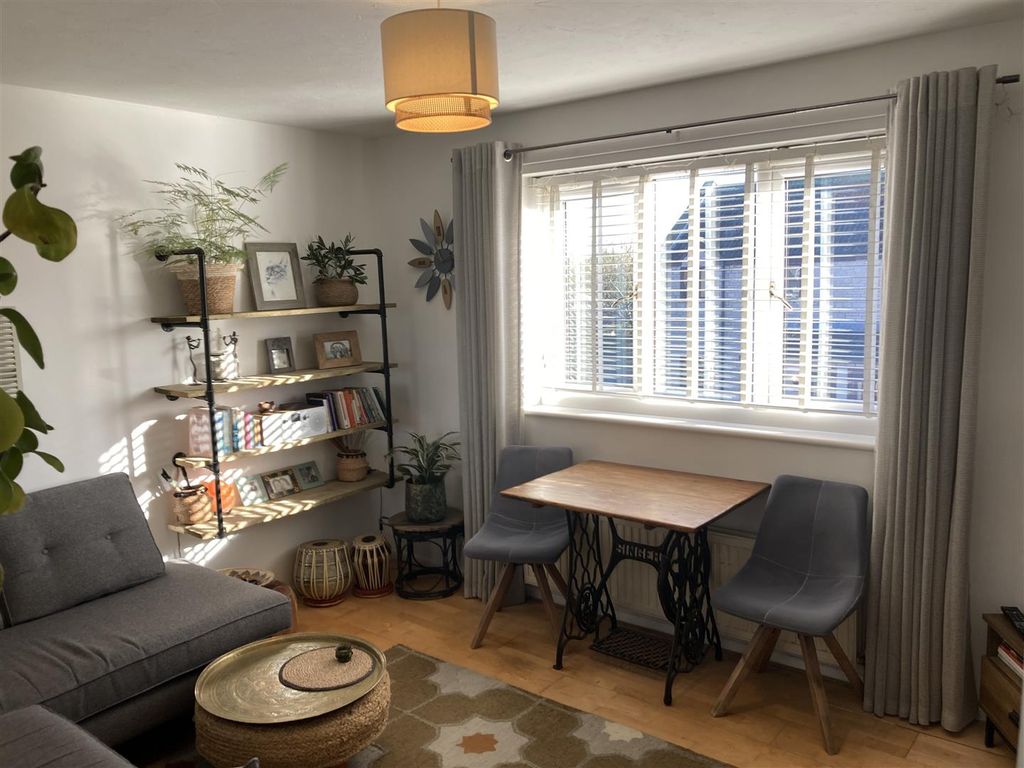 Property photo 2 of 13 Img_0373.Jpg