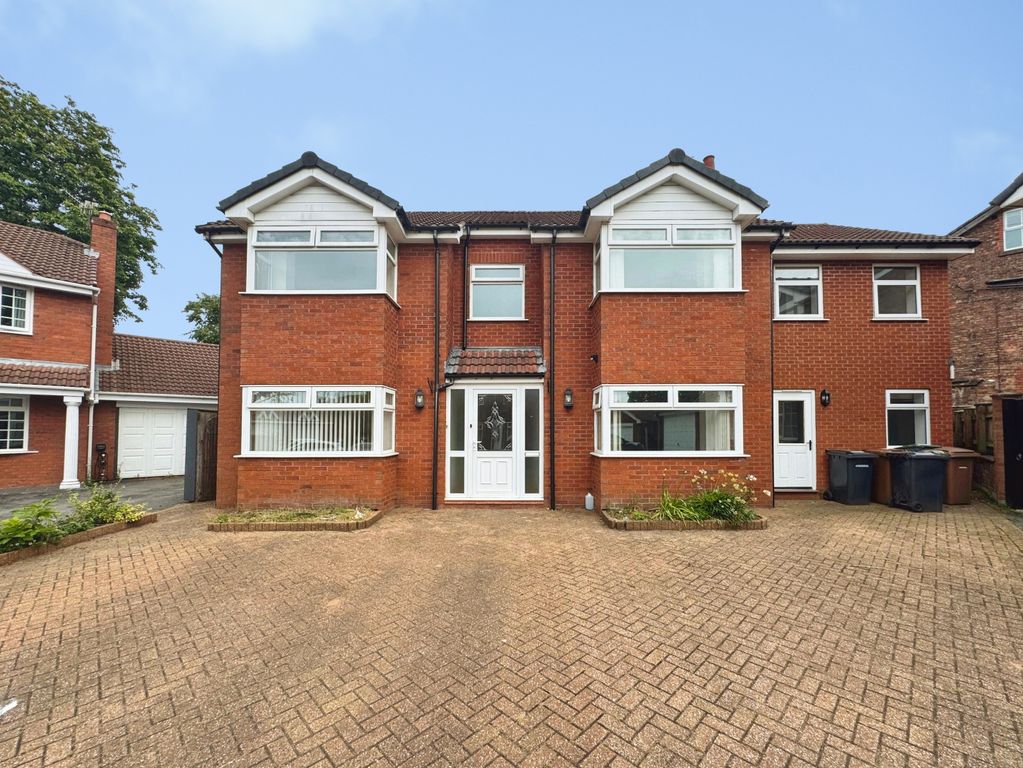 Property photo 1 of 35
