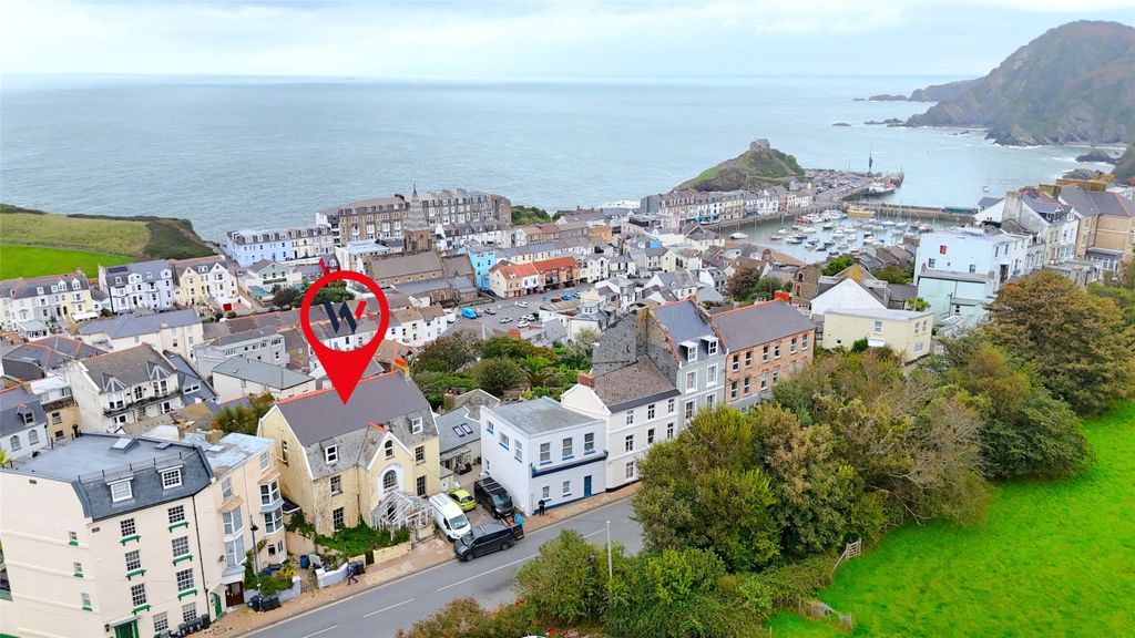 Property photo 2 of 18 Picture No. 05