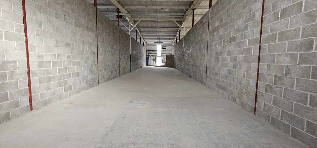 Property photo 1 of 3