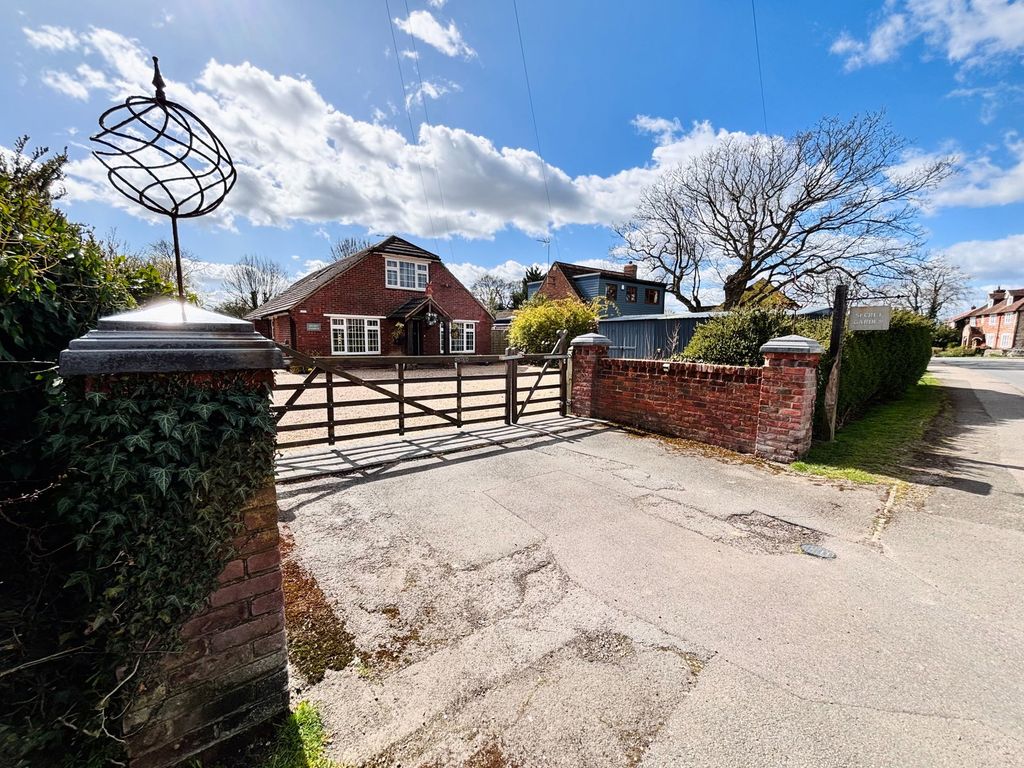 Property photo 1 of 50