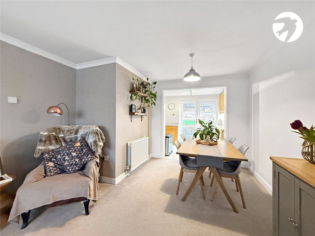 Property photo 3 of 22 Robinson Jackson