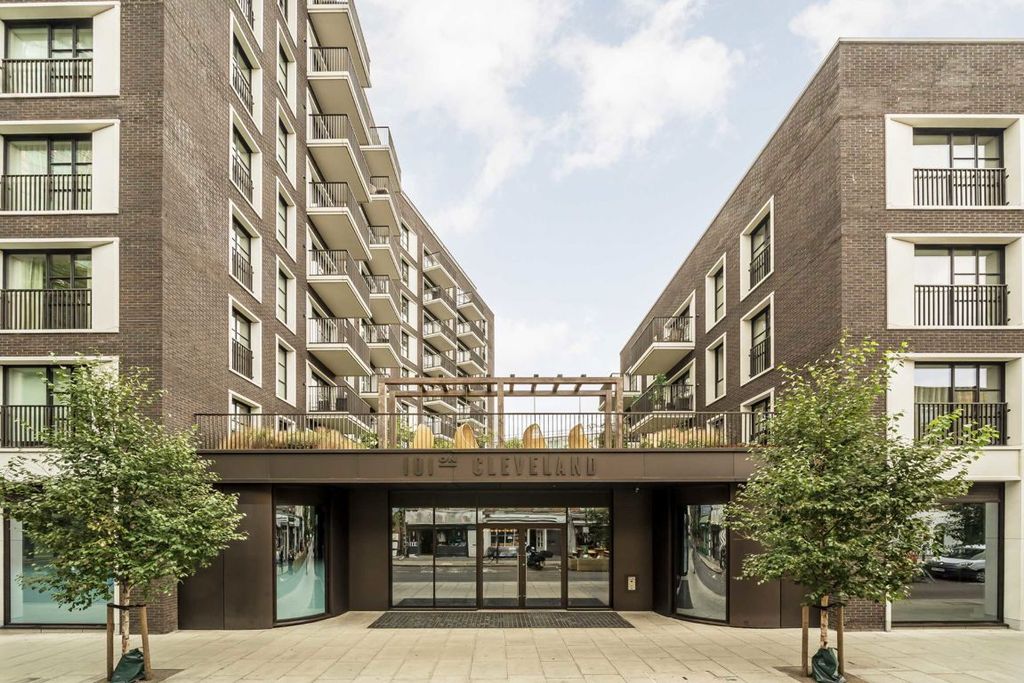 Property photo 1 of 5