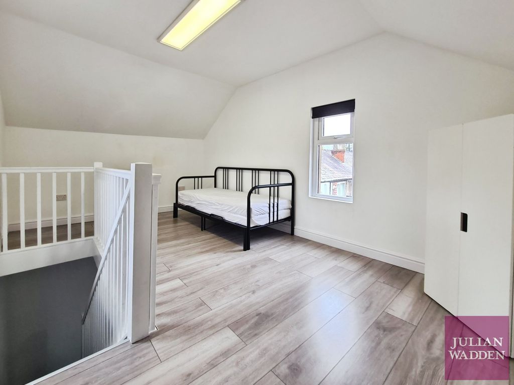 Property photo 3 of 18 Picture No. 13