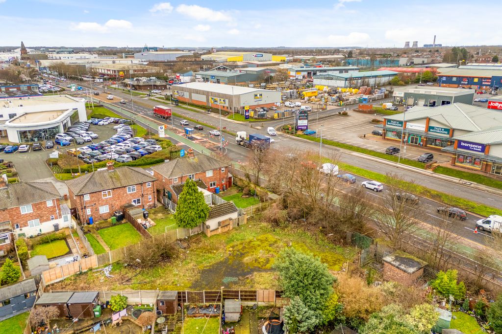 Property photo 2 of 6