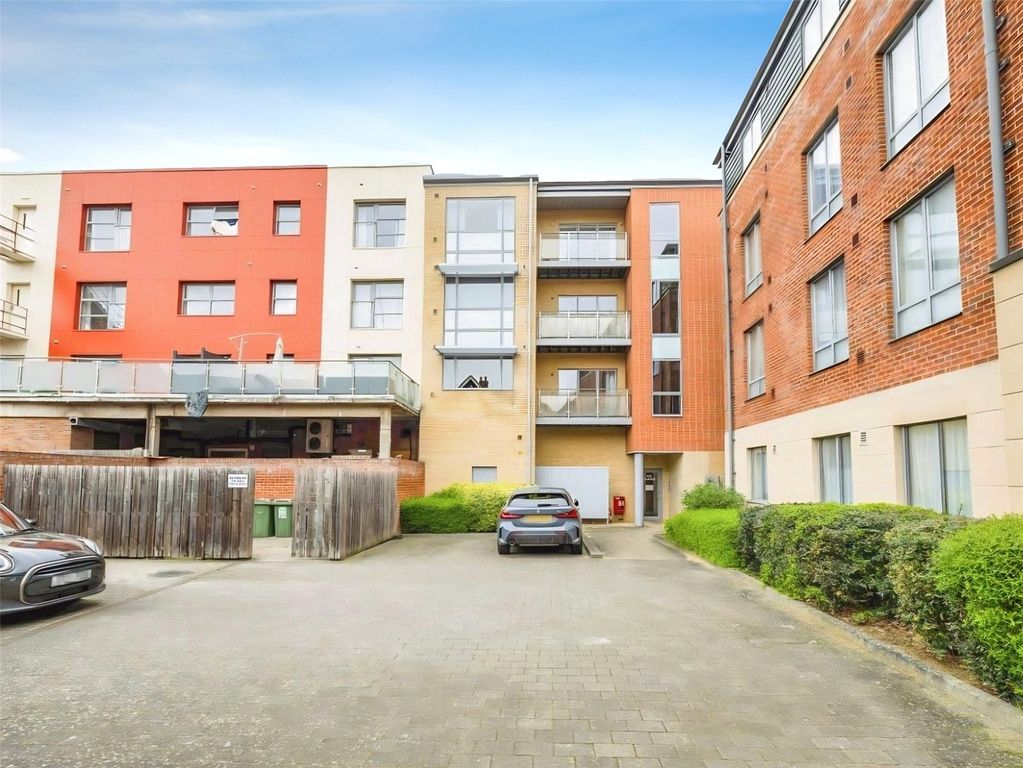 Property photo 1 of 11 Picture No. 08