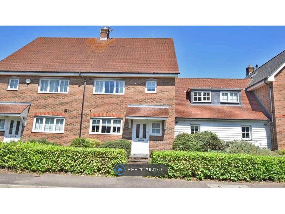 Property photo 1 of 15 External Front