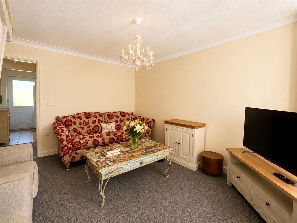 Property photo 3 of 11 Picture No. 10
