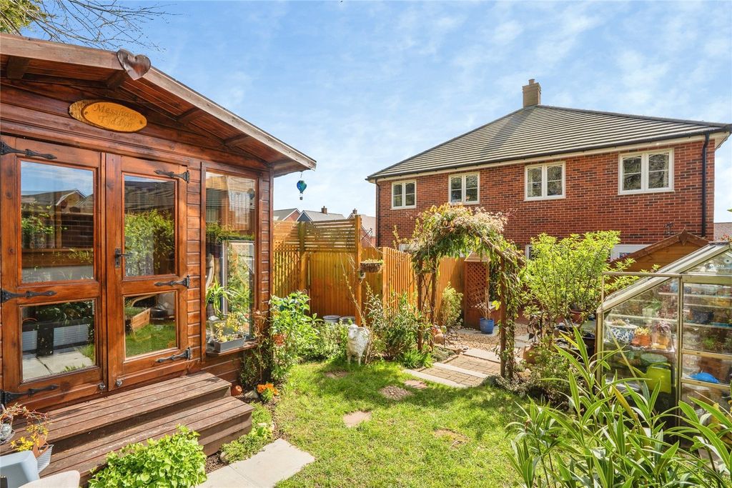 Property photo 3 of 13 Picture No. 05