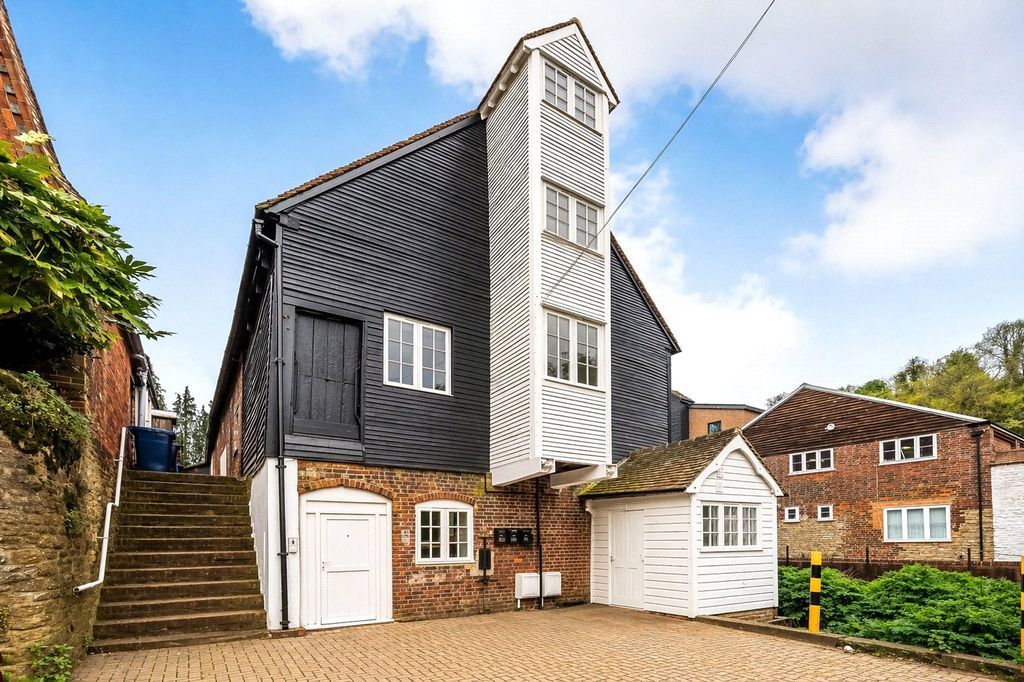 Property photo 1 of 18 Picture No. 32