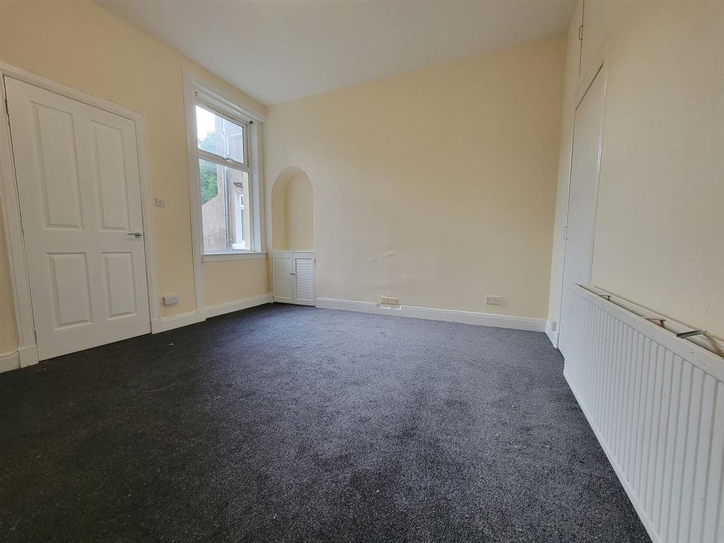 Property photo 2 of 11 Rdc0369Levi Lounge (1).Jpg