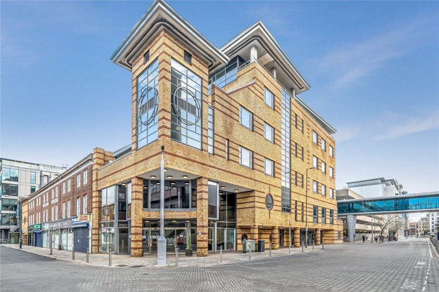 Property photo 1 of 8