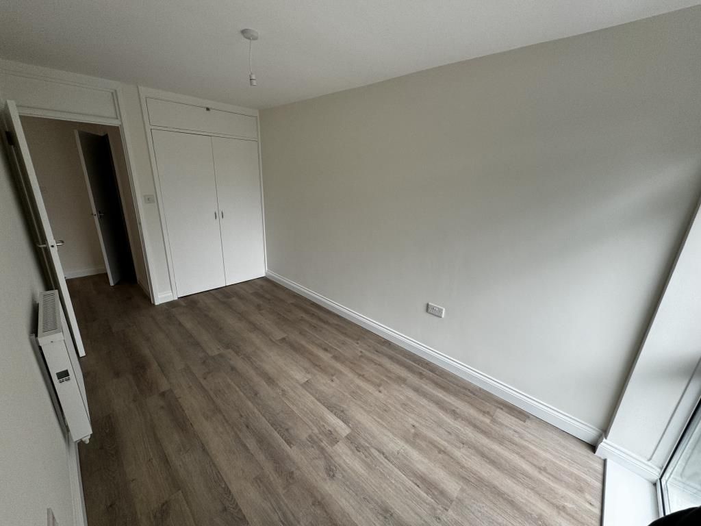 Property photo 3 of 9 Bedroom