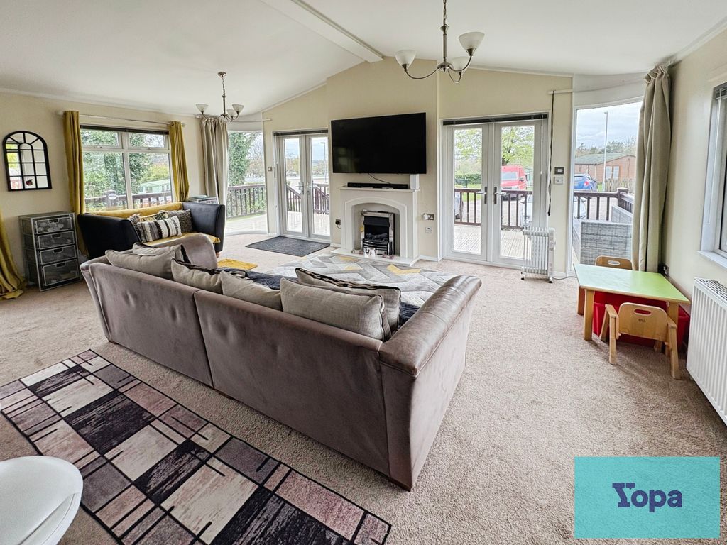 Property photo 2 of 19 Living Area