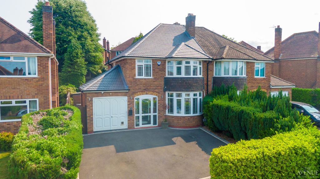 Property photo 1 of 30 4253802