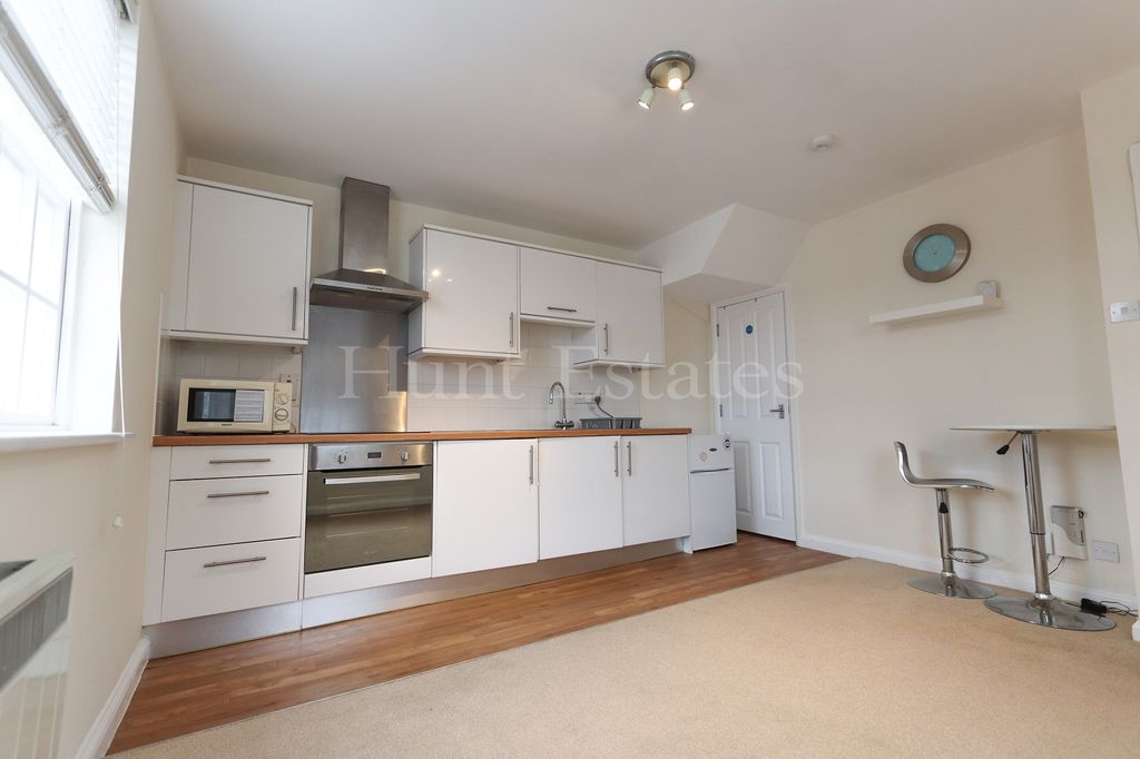 Property photo 3 of 8 Not Specified